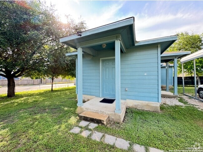 Building Photo - 14424 Higgins Rd Rental