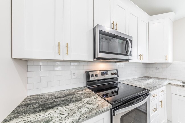 Photo - 3 bedroom 2 bath Townhome