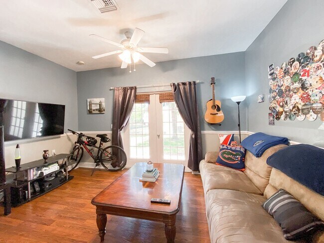 Photo - Woods Edge South #114