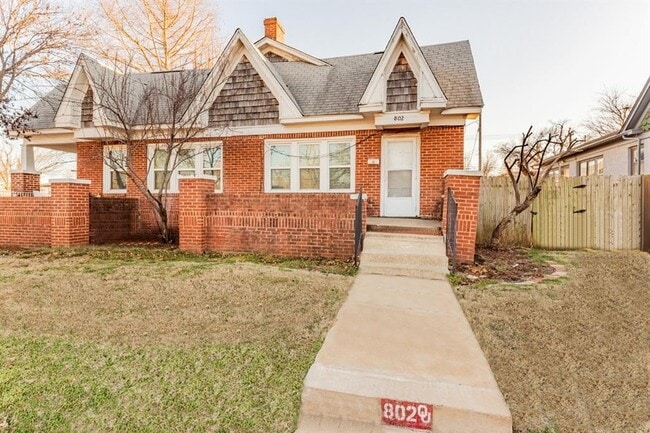 Building Photo - 802 NW 31st St Rental