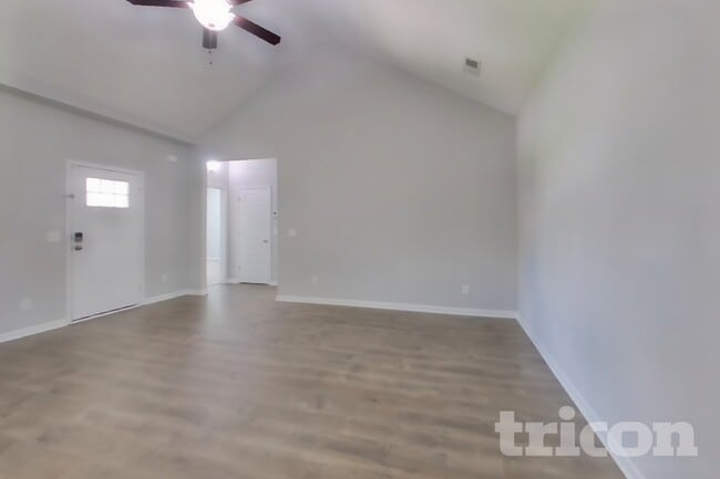 729 W Coker Way