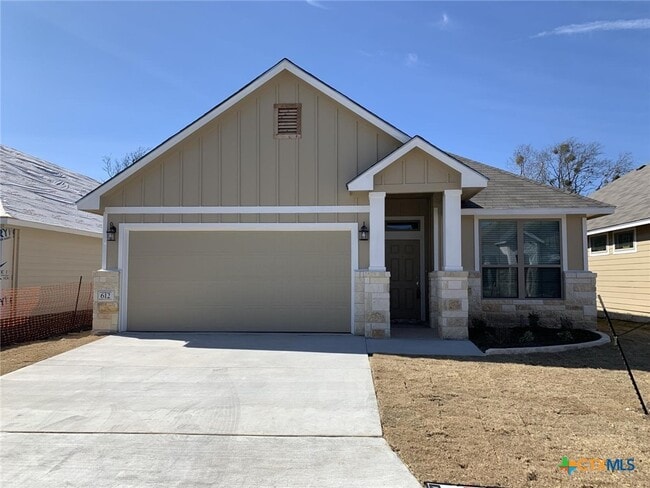 Building Photo - 612 Ripplewood Dr