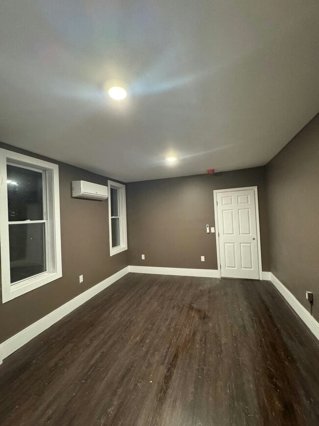 Photo - 3422 N 21st St