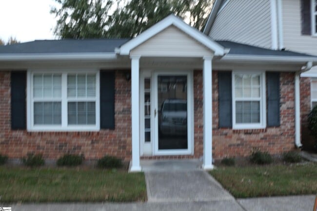 Photo - 114 Silver Brook Dr Townhome