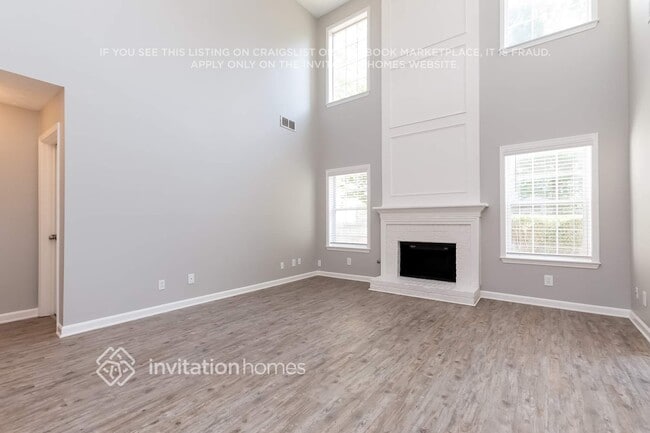 Photo - 3058 Kirkwood Dr NW