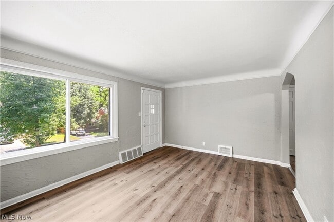 Photo - 20803 Kenyon Dr
