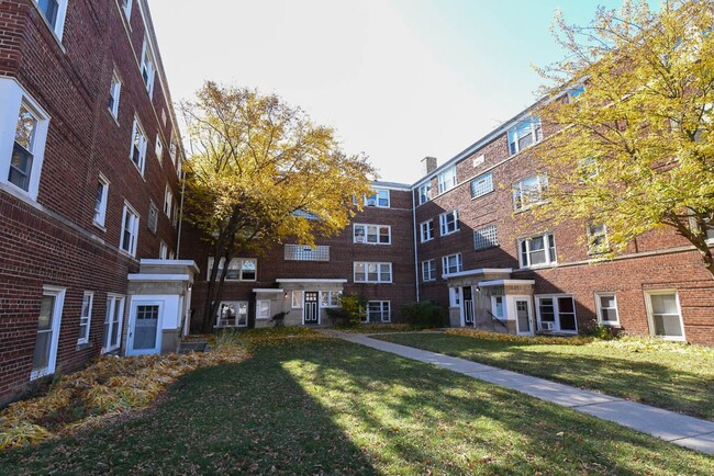 Photo - 2735 W Berwyn Ave Condo Unit 3