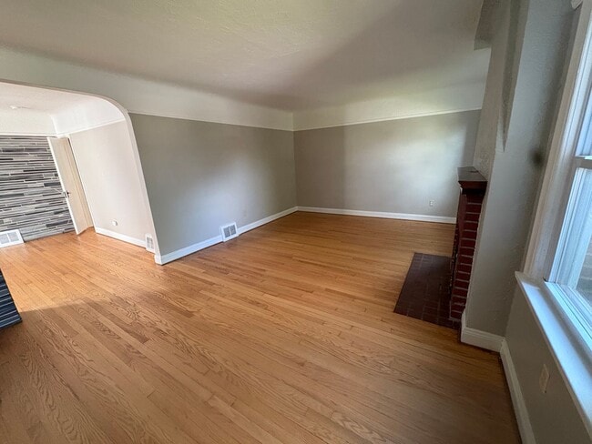 Photo - 2507 Brookview Blvd Unit 2507 Brookview Boulevard Down