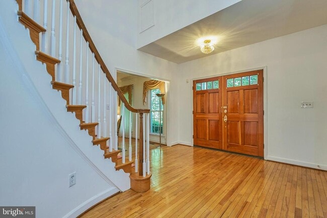 Building Photo - 2 Royal Dominion Ct Rental