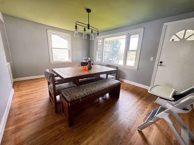 24 Carlton Pl