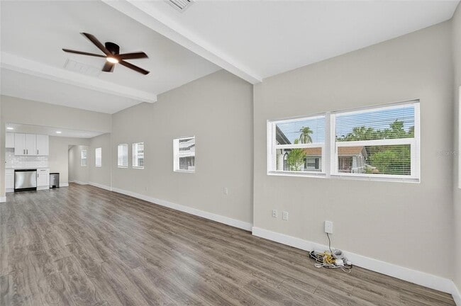 Photo - 2525 W Beach St