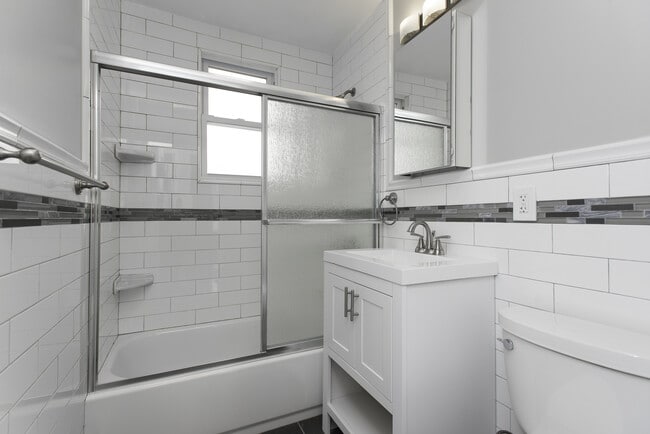 Photo - 8610 Newkirk Ave Unit 1