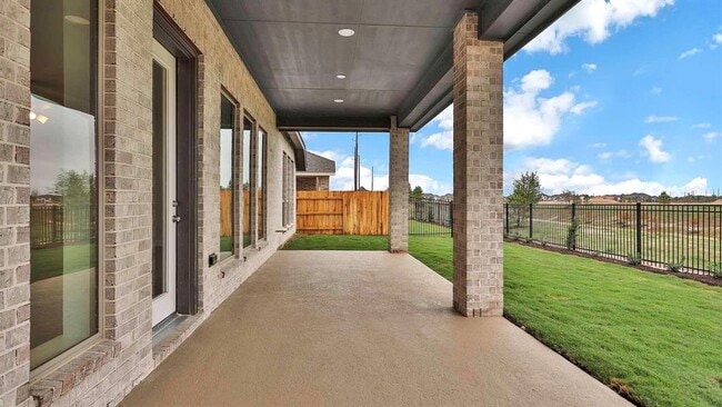 Building Photo - 24831 Hibiscus Gdn Wy Rental