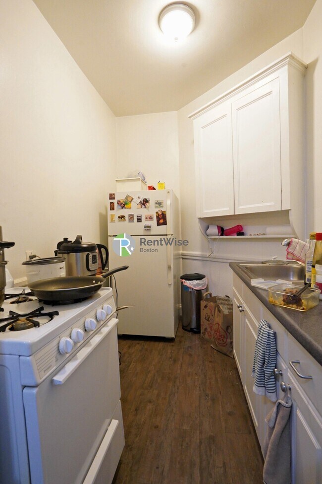 Photo - 1848 Commonwealth Ave Unidad 6