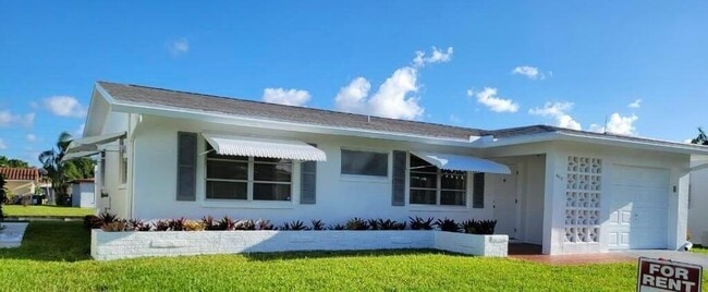 Building Photo - 4610 NW 47th St Rental