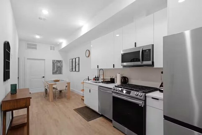 Photo - 234 Webster Ave Unit 1R