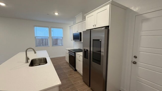 Photo - $2,650 Plum Tree, Move in Bonus $500 / Clovis Ave. & Shepherd, New 3 Bd House, Clovis, Heritage G...