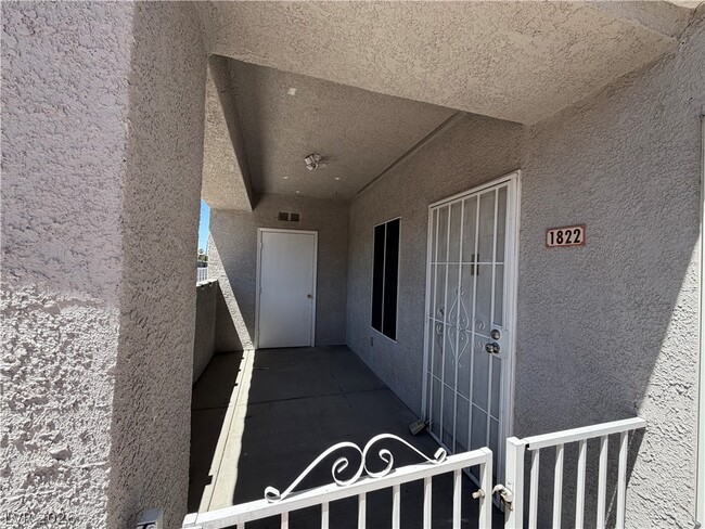 Photo - 1822 N Jones Blvd