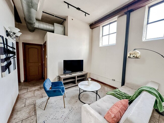 521 N Jefferson Ave Unit SI ID1534839P