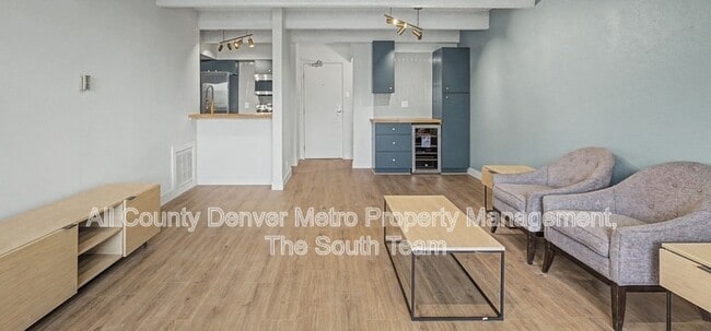 Building Photo - 777 N Washington St Unit 201