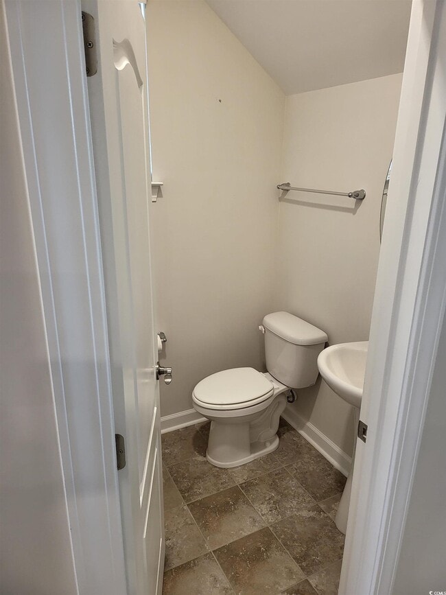 Photo - 236 Goldenrod Cir