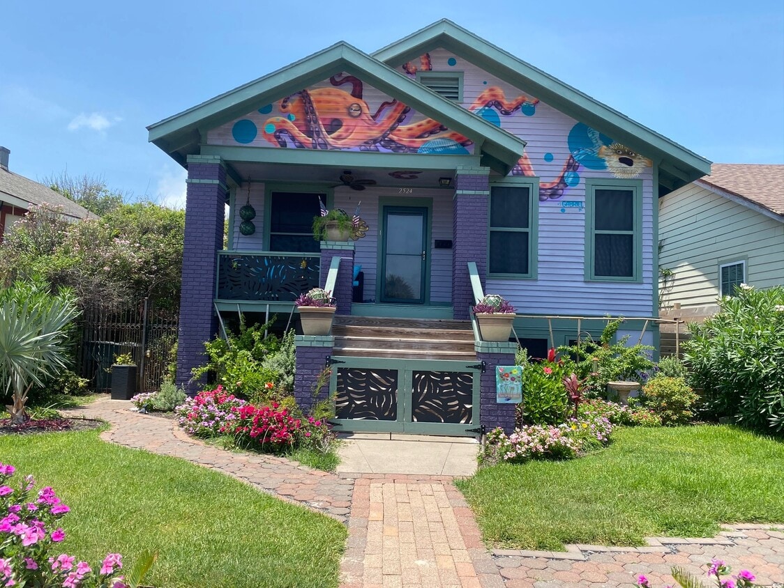 Photo - 2524 Avenue Q 1/2 (Galveston, TX)