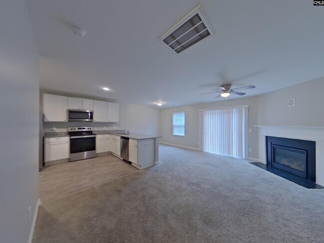 Photo - 1079 Crescent Moon Lp