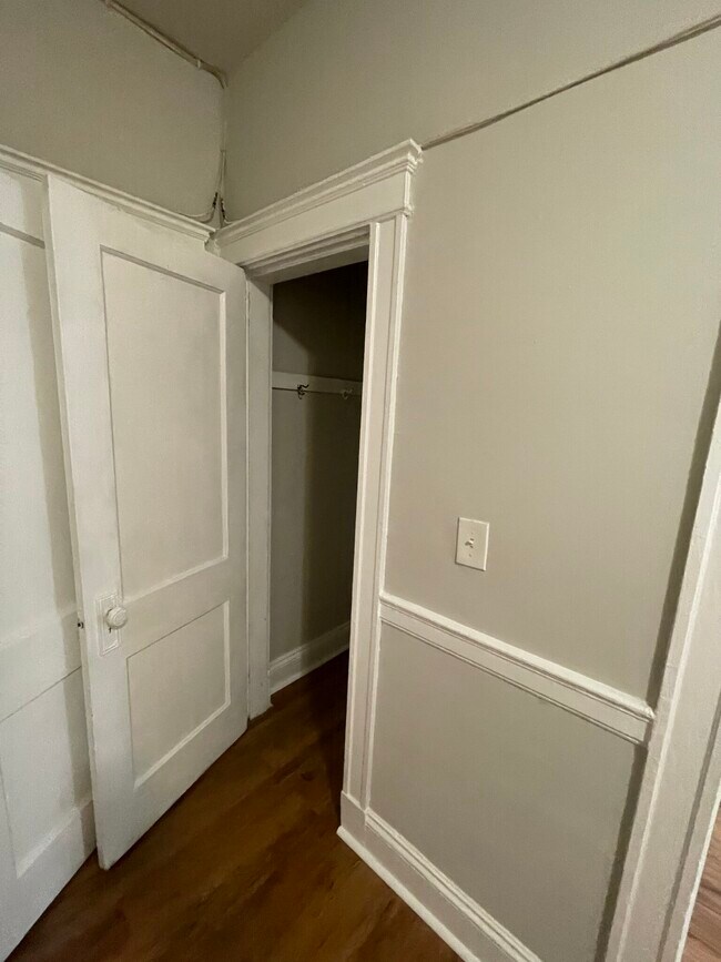 Photo - 13 Ashford St Unit 1