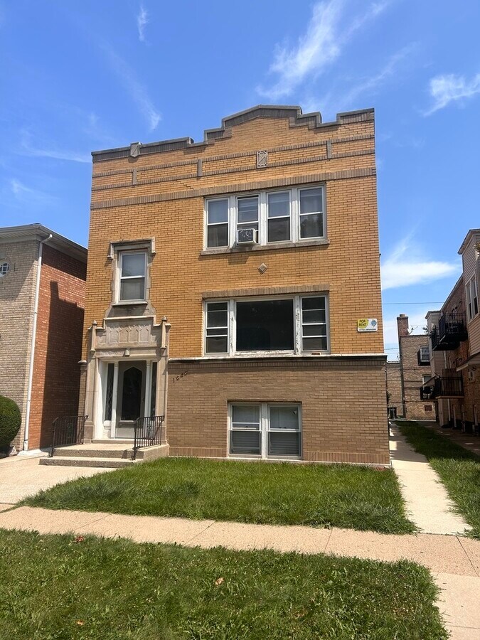 Photo - 1645 Gunderson Ave Unit 1R