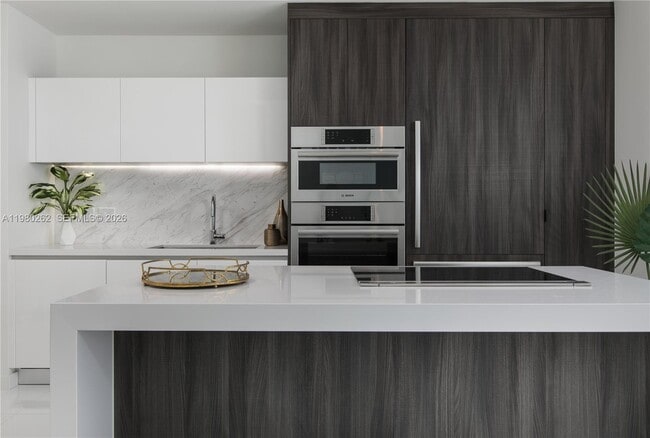 Photo - 851 NE 1st Ave Unidad 3402