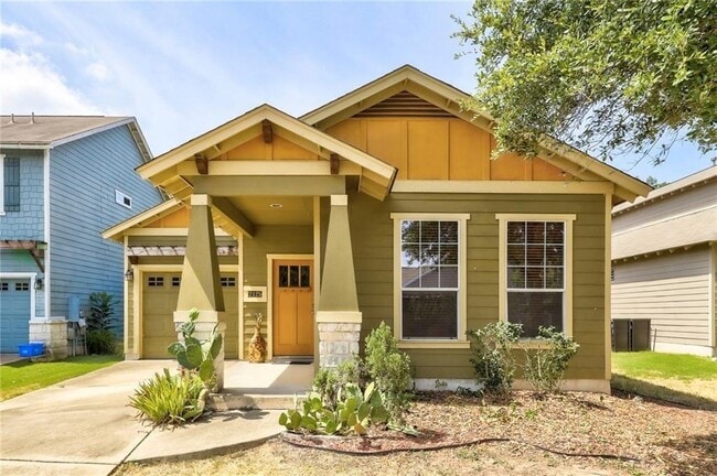 Building Photo - 2125 Amur Dr