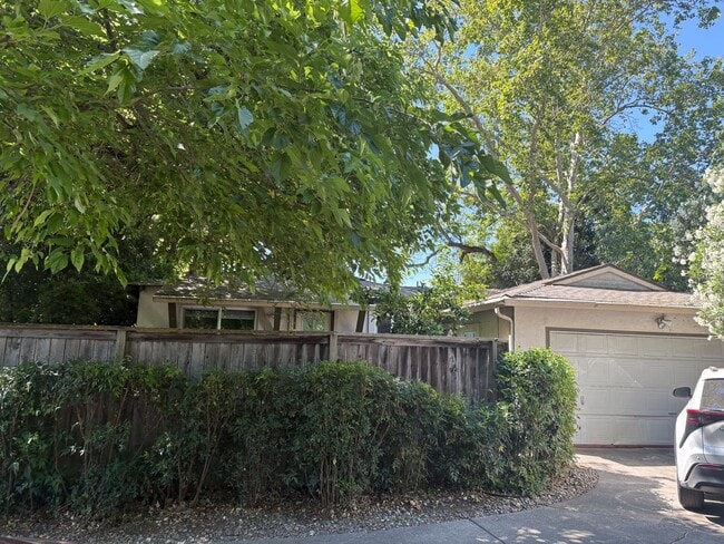 Photo - 6 Bedroom 2 Bathroom Home Available September 9 2026