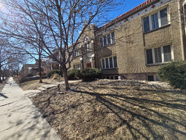 Photo - 1285 Josephine St Unidad 9