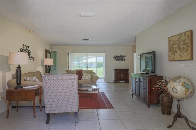 Photo - 6986 W Country Club Dr N