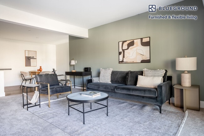 Photo - 350 Sharon Park Dr Unidad FL2-ID1271