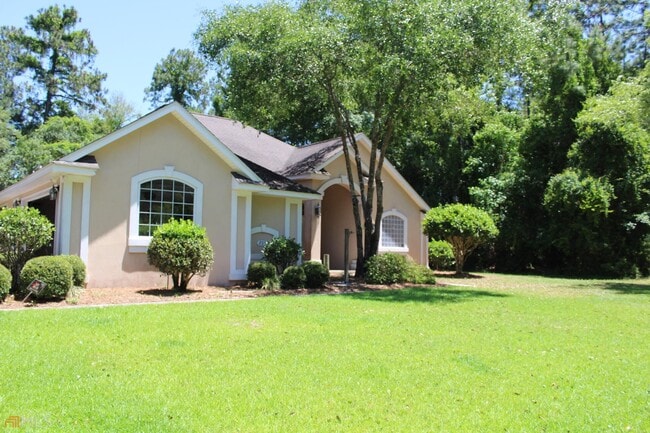 Building Photo - 203 Carrington Way