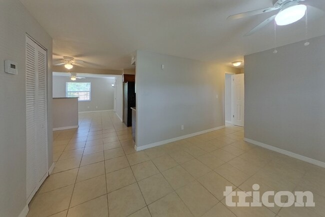 Photo - 8636 Oriole Ln