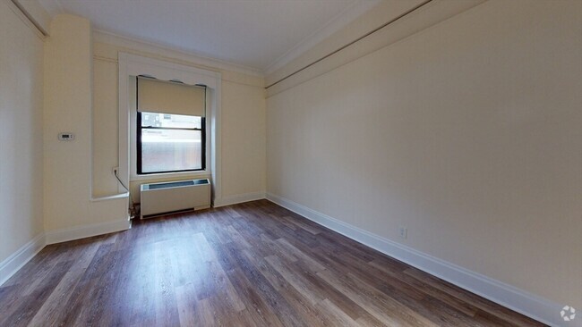 Building Photo - 62 Boylston St Unit S1 Rental