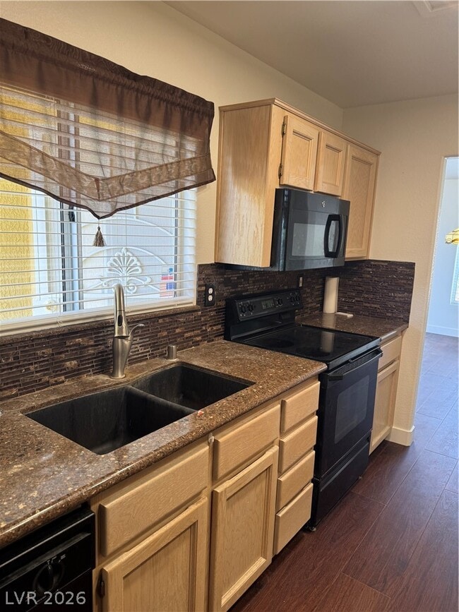 Photo - 2505 Sierra Sage St