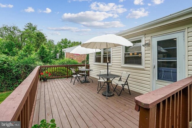 Photo - 11806 Seven Locks Rd