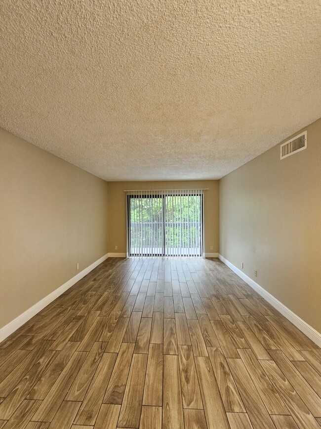 Photo - 1850 N Congress Ave Unidad 307 Rental