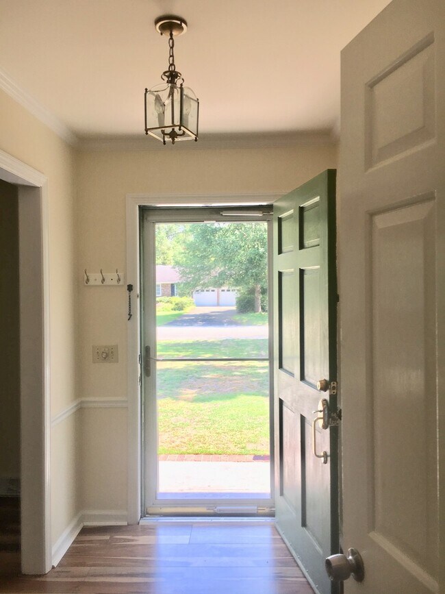 4 BR, 1 car garage, Very desirable Pine Va... Rental House Rental in