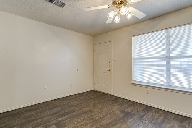 Greenwood Apartments A