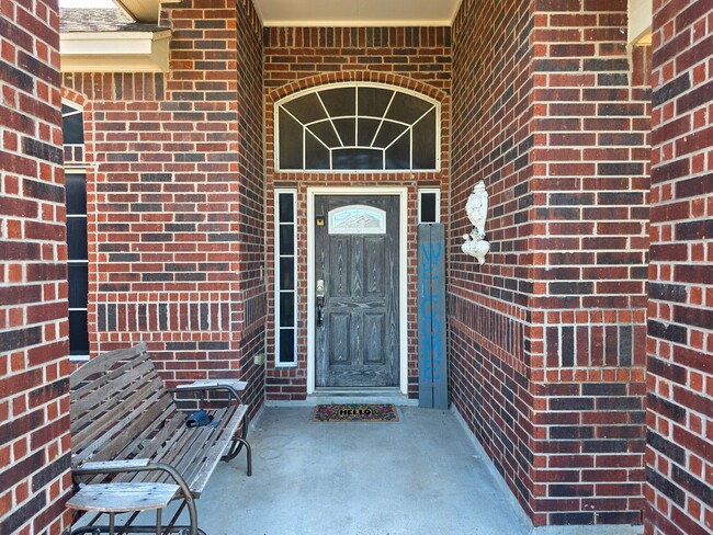 Photo - Quiet & Amenities on the Southside!
