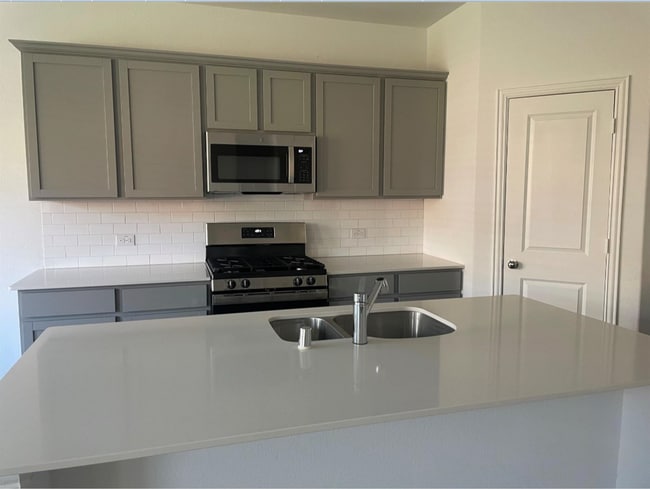 Photo - 1202 Sequoia-