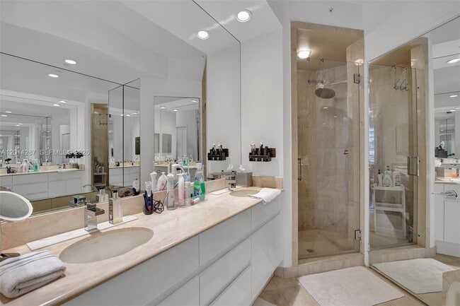 Photo - 715 Crandon Blvd Unit 406