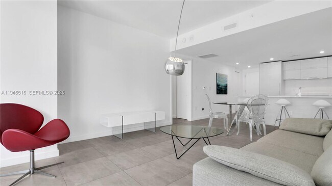 Photo - 1300 S Miami Ave Unidad 1711