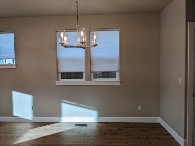 Photo - 20482 Murphy Rd