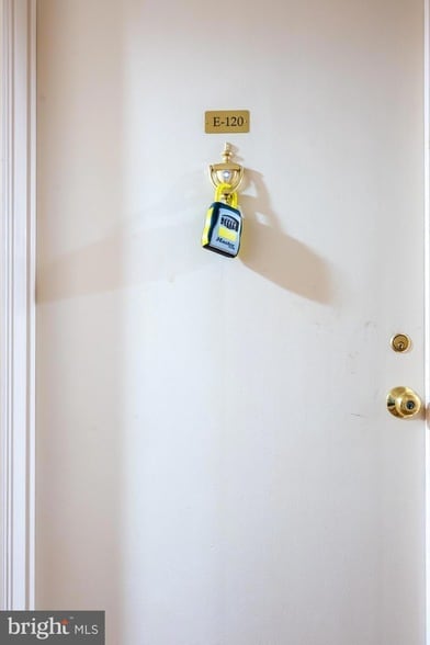 Photo - 1021 Arlington Blvd Unidad 120