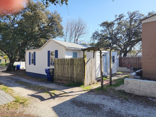 3238 E Ocean View Ave Unidad 4
